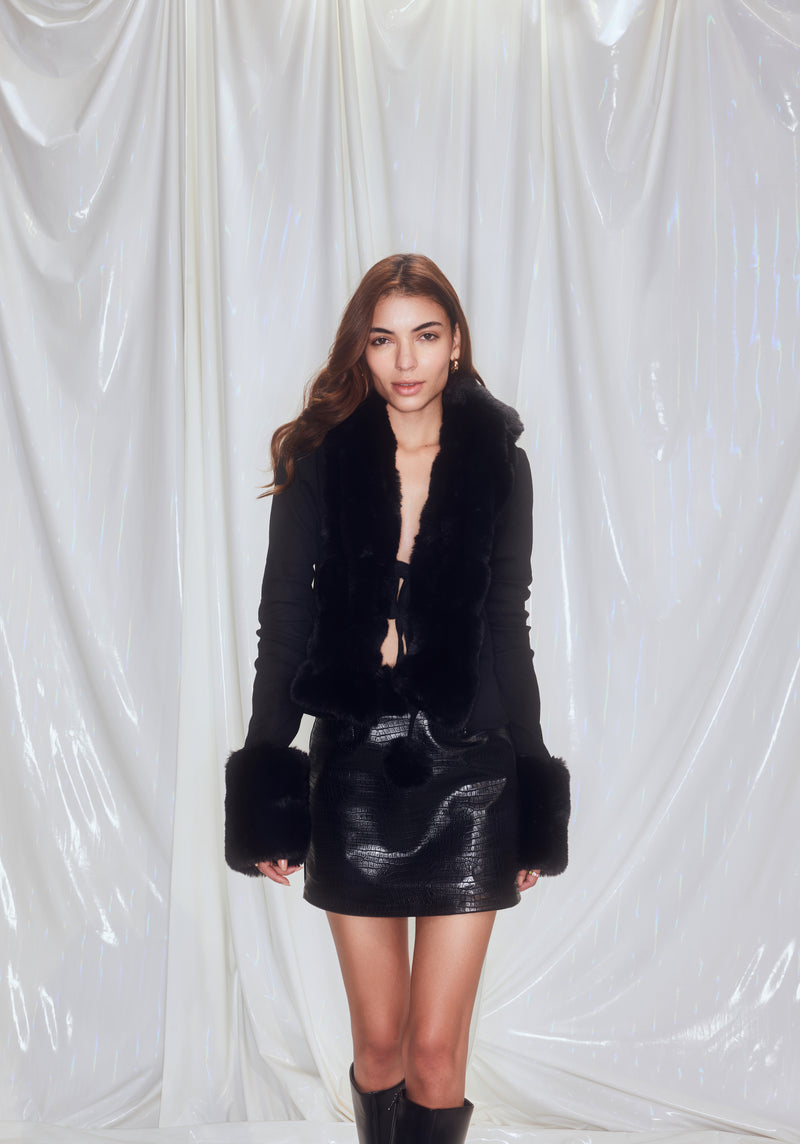 Cutting corners- Black