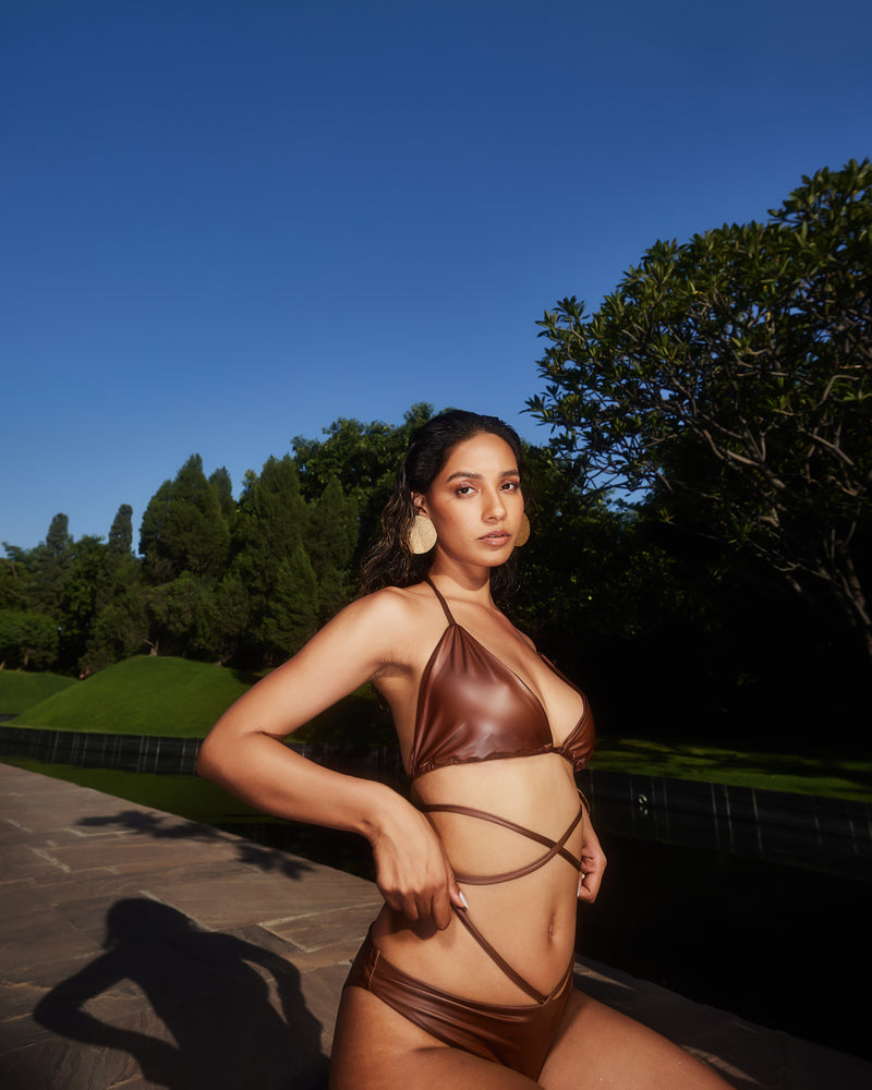 TAN LINES